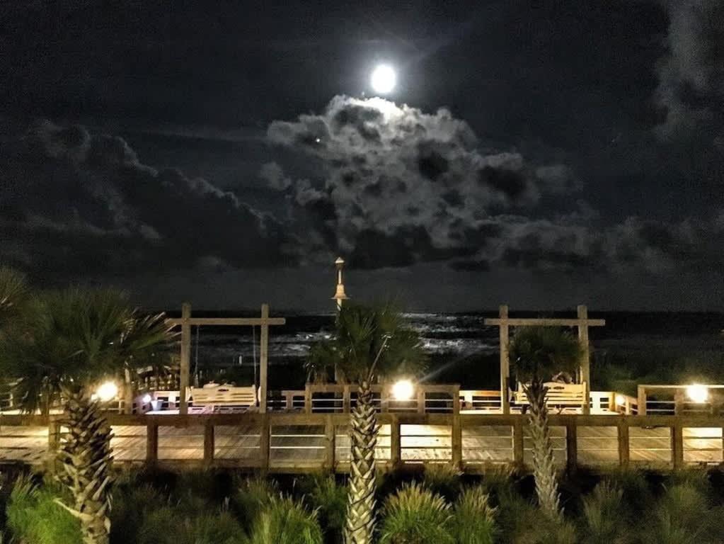 Beach Harbour 17 At The Cb Boardwalk Walk To Everything! Carolina Beach Exterior photo