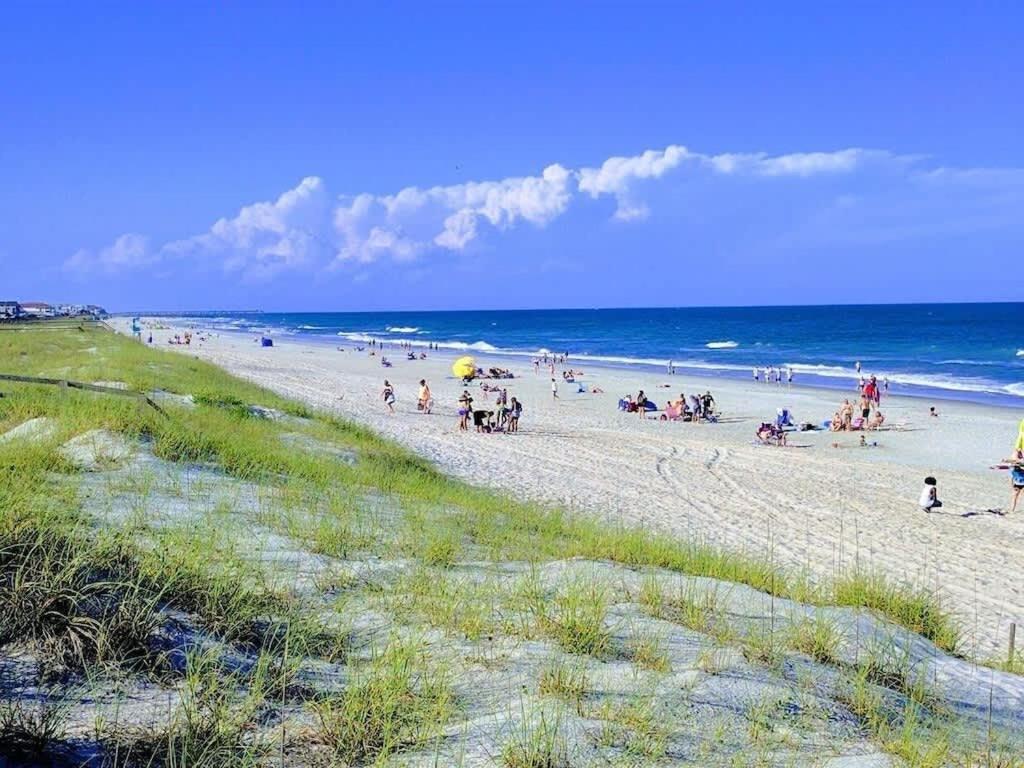 Beach Harbour 17 At The Cb Boardwalk Walk To Everything! Carolina Beach Exterior photo